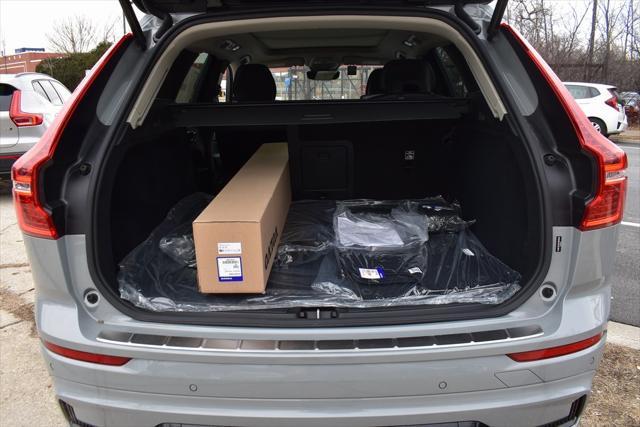 new 2025 Volvo XC60 car