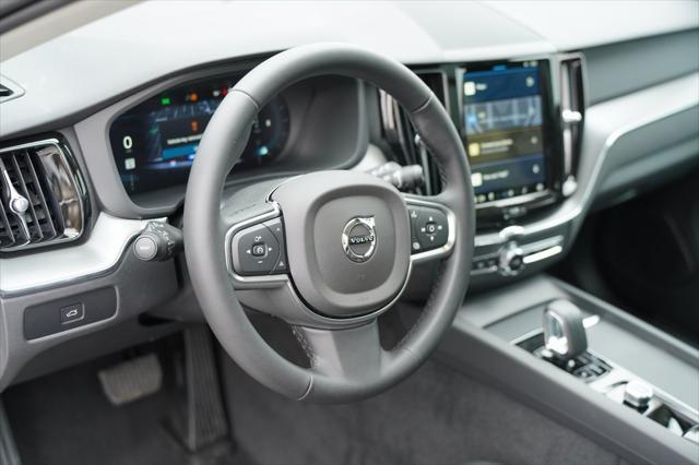 new 2025 Volvo XC60 car
