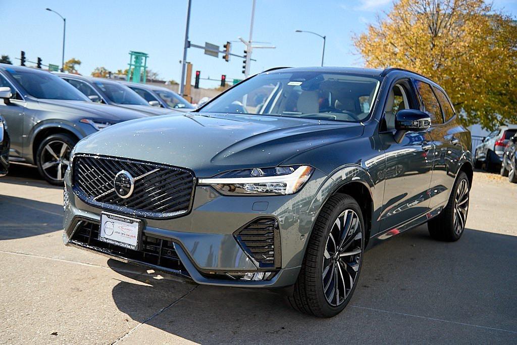 new 2026 Volvo XC60 car, priced at $60,110