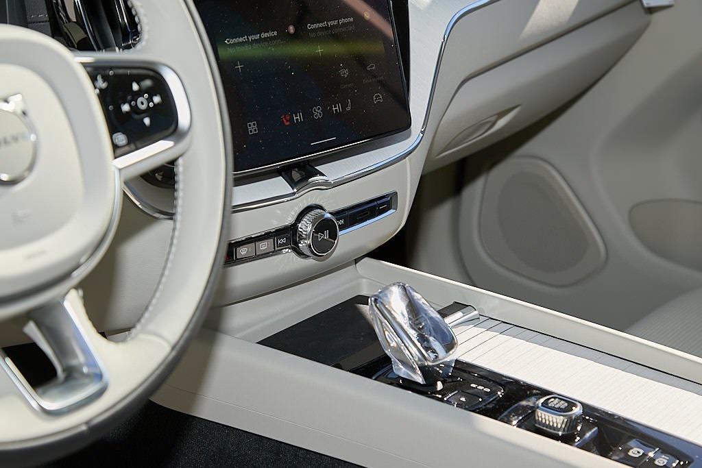 new 2026 Volvo XC60 car, priced at $60,110