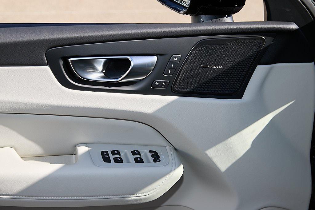 new 2026 Volvo XC60 car, priced at $60,110