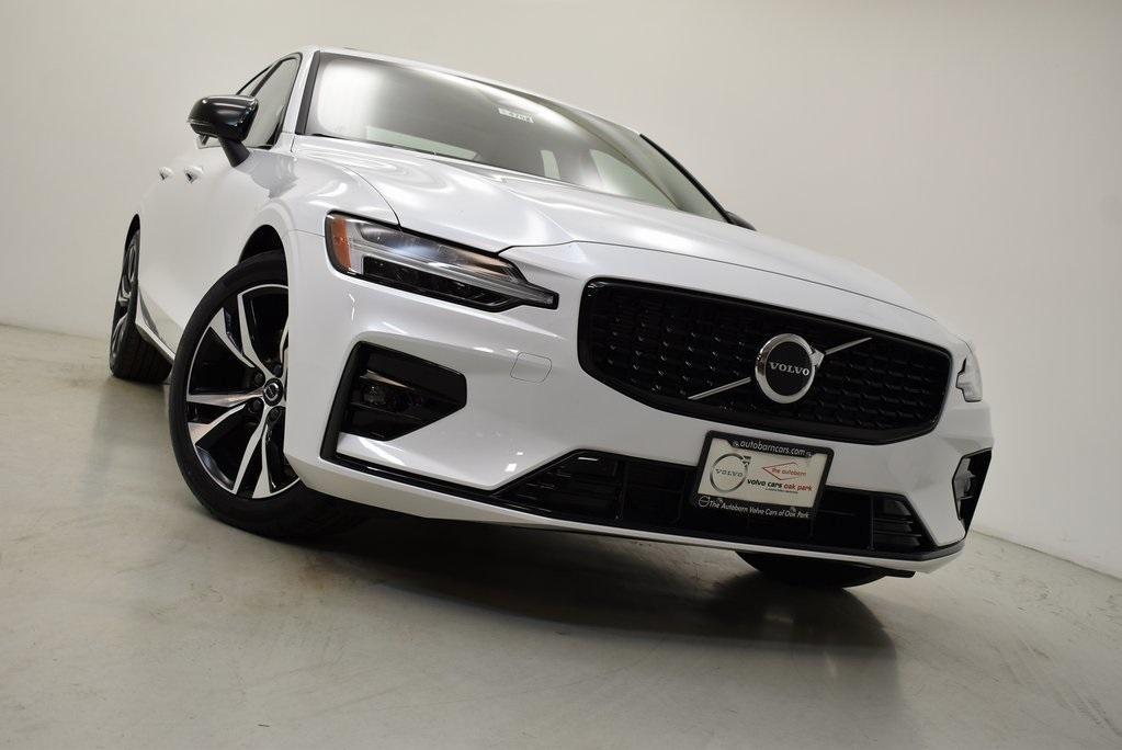 new 2024 Volvo S60 car, priced at $39,647