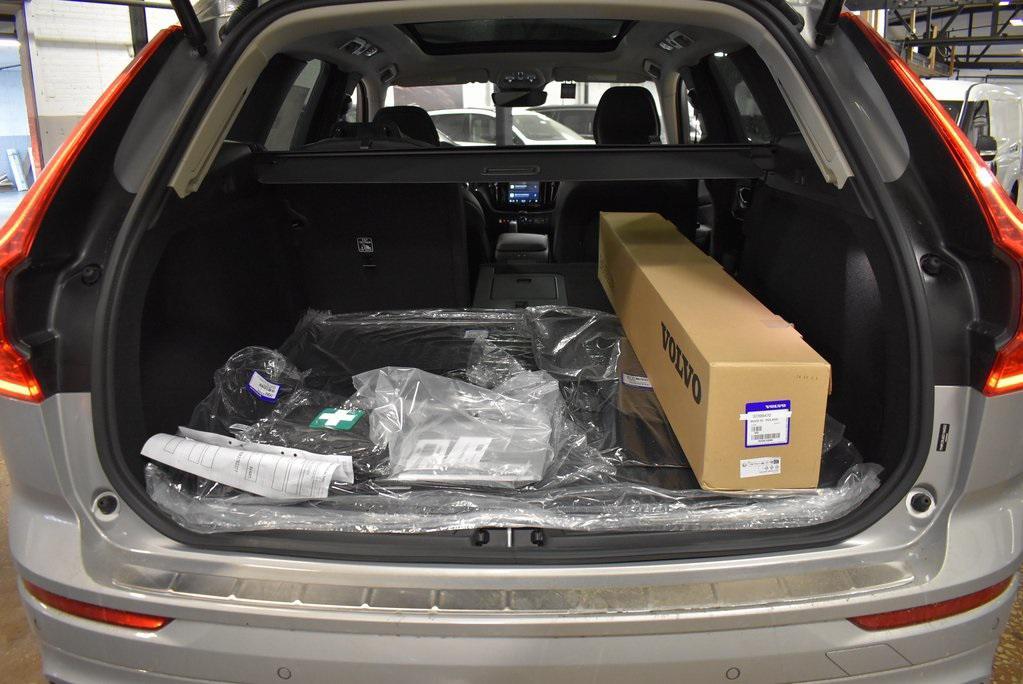 new 2025 Volvo XC60 car, priced at $49,257