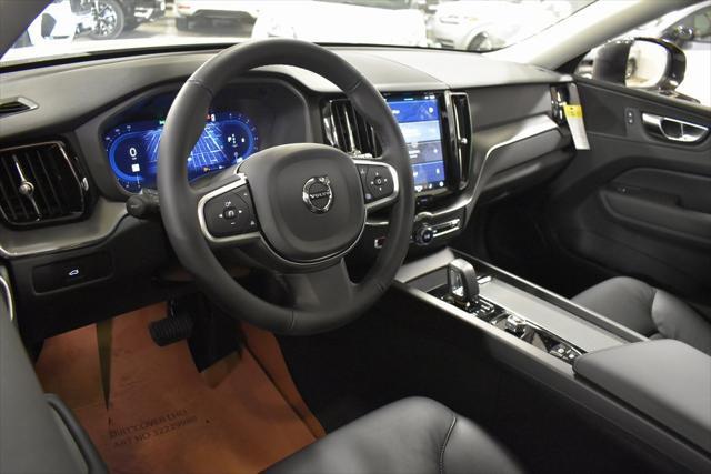new 2025 Volvo XC60 car