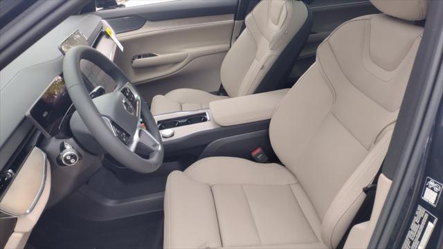 new 2025 Volvo EX90 car