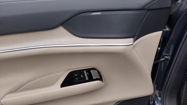 new 2025 Volvo EX90 car