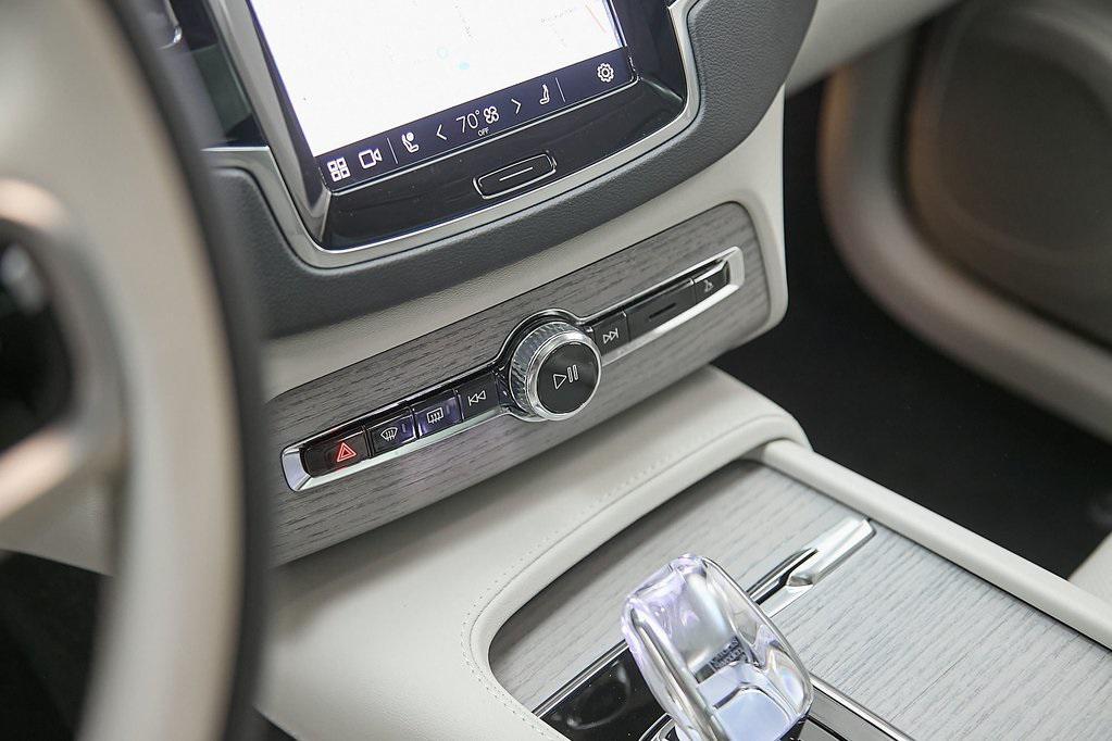 used 2025 Volvo XC90 Plug-In Hybrid car, priced at $64,495