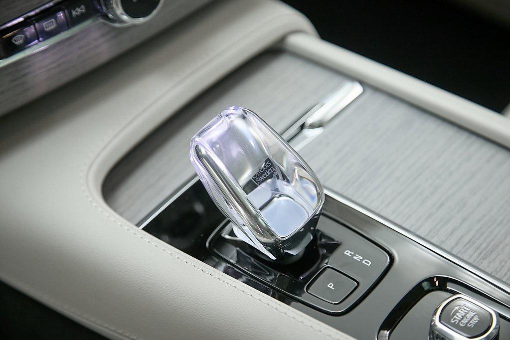 used 2025 Volvo XC90 Plug-In Hybrid car, priced at $64,495