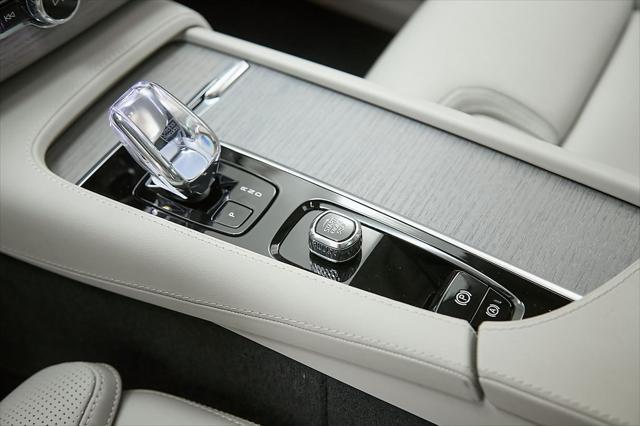used 2025 Volvo XC90 Plug-In Hybrid car, priced at $75,495