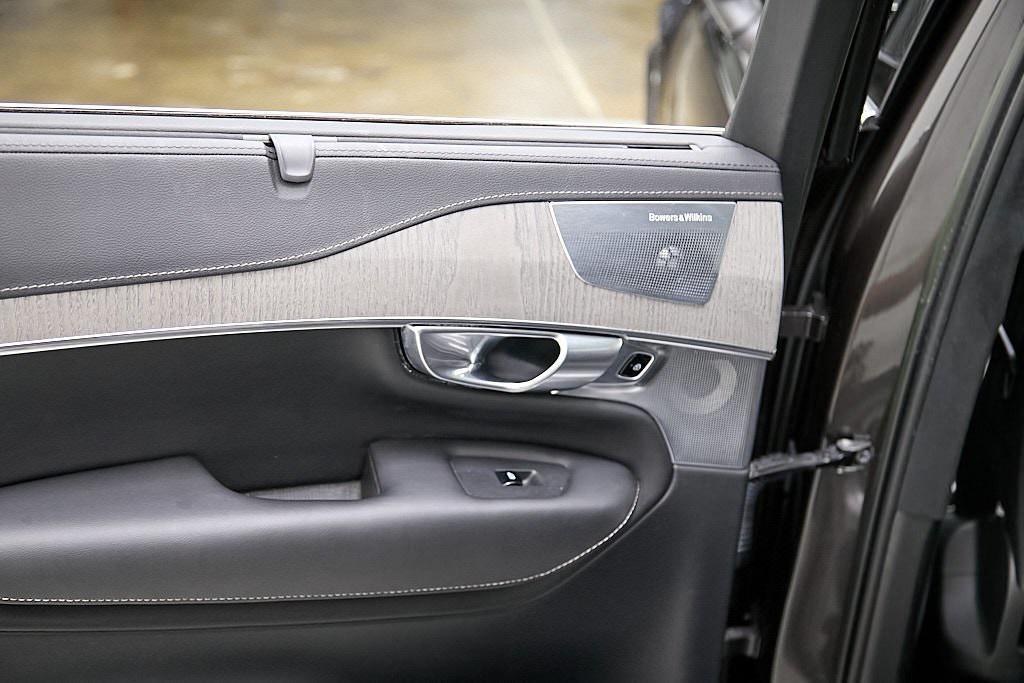 used 2023 Volvo XC90 car, priced at $44,995