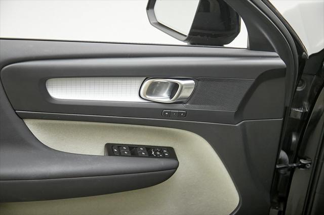 used 2022 Volvo XC40 car, priced at $30,995