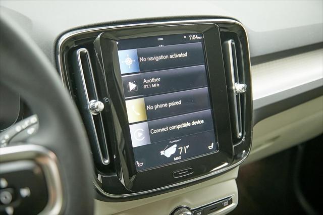 used 2022 Volvo XC40 car, priced at $30,995