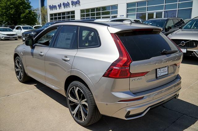 new 2025 Volvo XC60 Plug-In Hybrid car