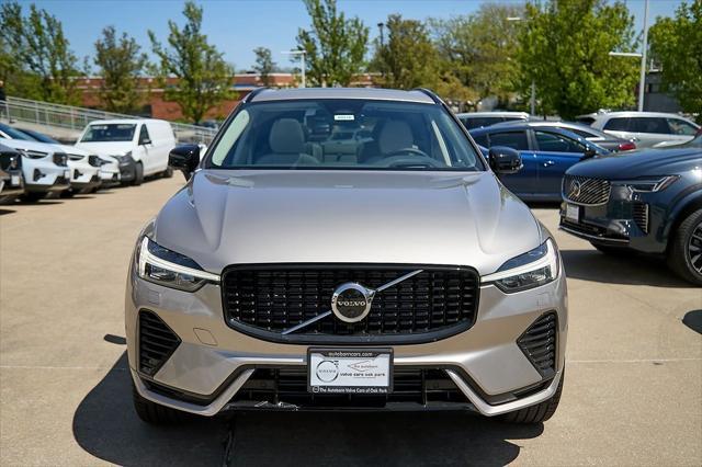 new 2025 Volvo XC60 Plug-In Hybrid car