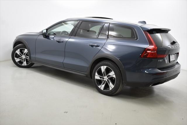 used 2020 Volvo V60 Cross Country car, priced at $22,990