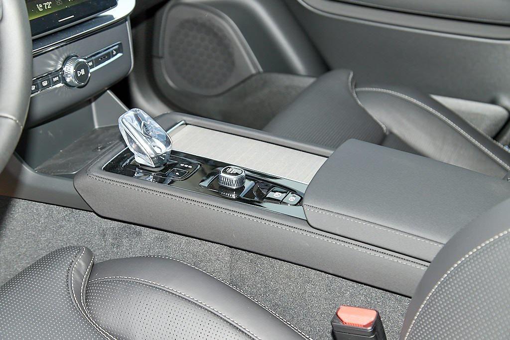 new 2026 Volvo XC90 car, priced at $79,805