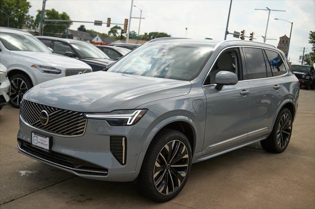 new 2025 Volvo XC90 Plug-In Hybrid car