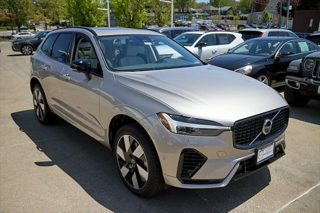 new 2025 Volvo XC60 Plug-In Hybrid car