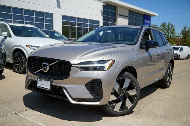 new 2025 Volvo XC60 Plug-In Hybrid car