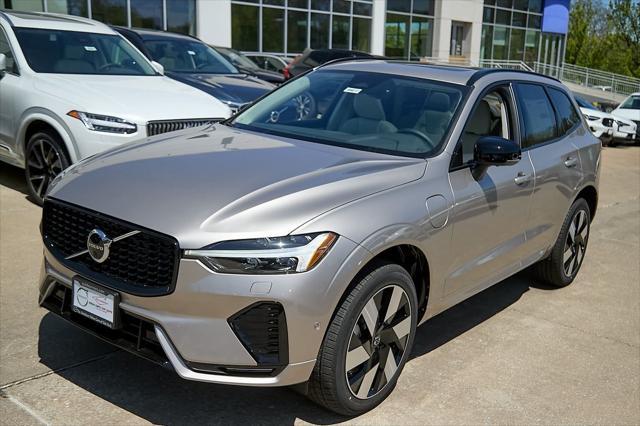 new 2025 Volvo XC60 Plug-In Hybrid car