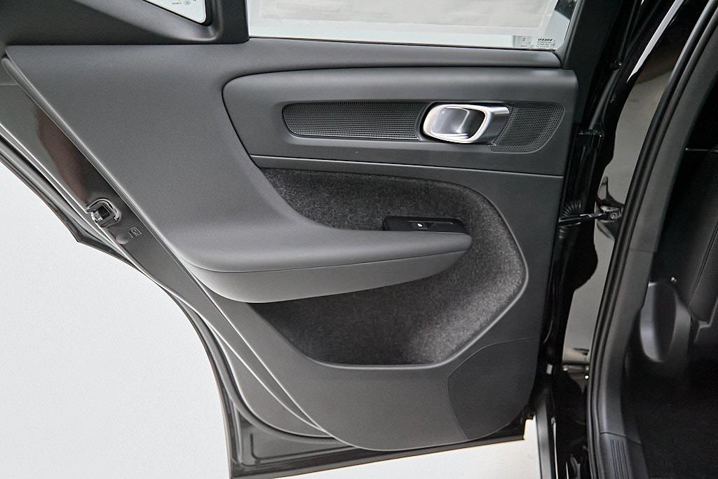 new 2026 Volvo XC40 car, priced at $51,975