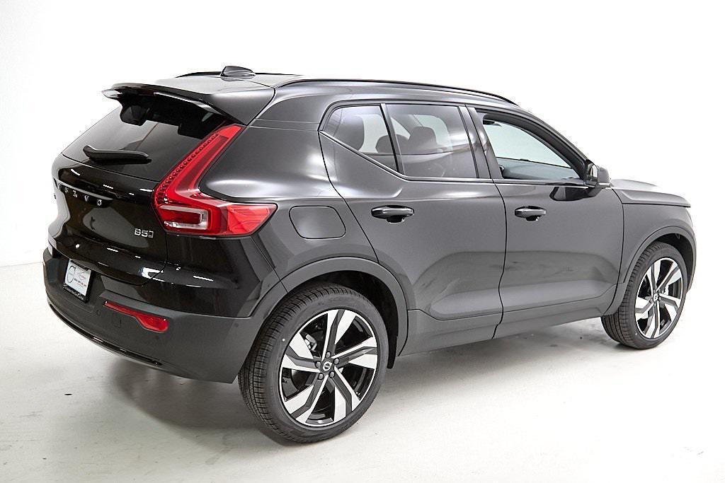 new 2026 Volvo XC40 car, priced at $51,975