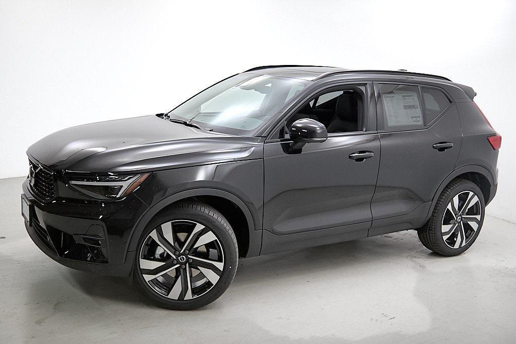 new 2026 Volvo XC40 car, priced at $51,975