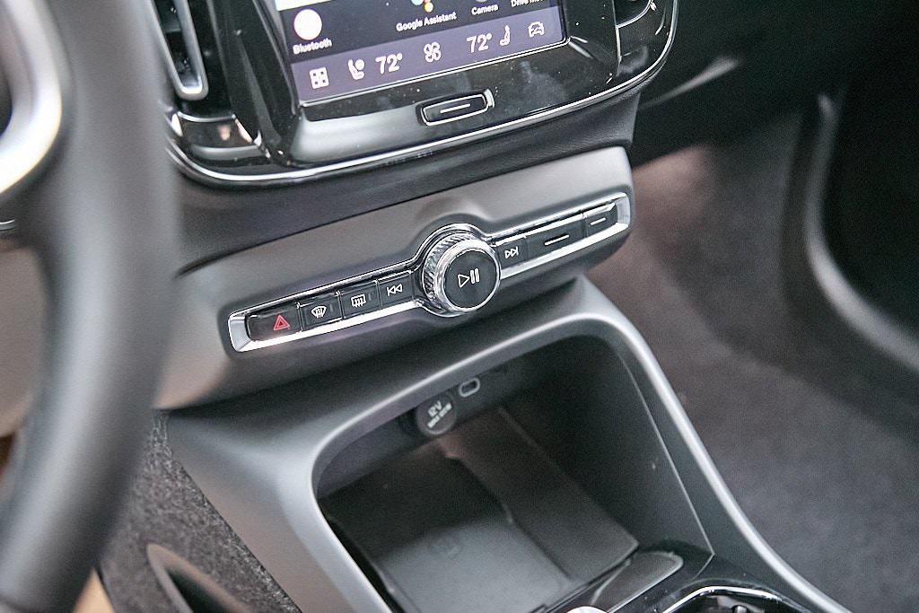 new 2026 Volvo XC40 car, priced at $51,975