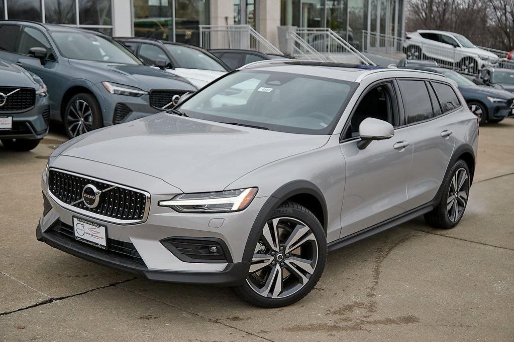 new 2024 Volvo V60 Cross Country car, priced at $50,535