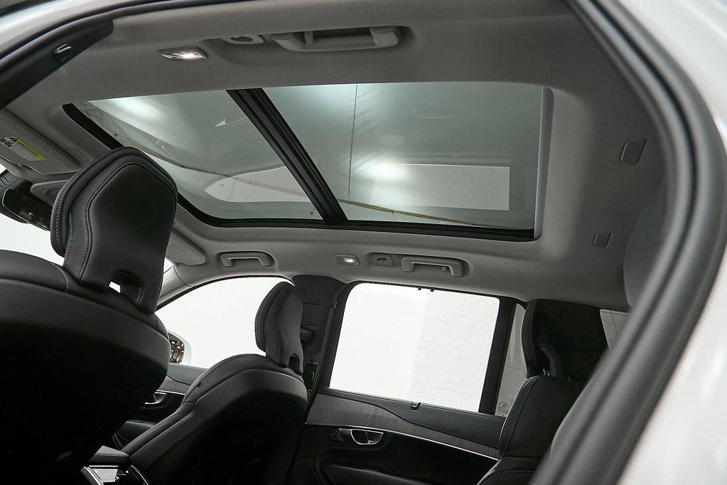 used 2023 Volvo XC90 Recharge Plug-In Hybrid car, priced at $62,295