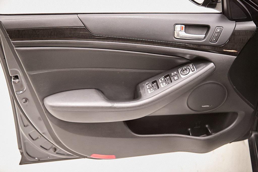 used 2015 Kia Cadenza car, priced at $9,995