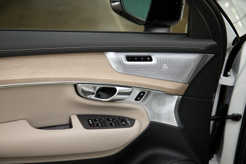 new 2026 Volvo XC90 car, priced at $79,230