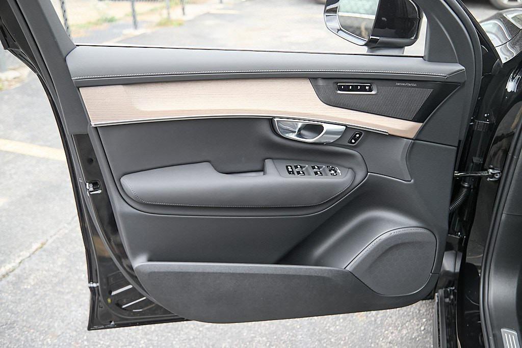 new 2026 Volvo XC90 car, priced at $68,825