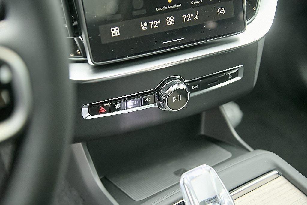 new 2026 Volvo XC90 car, priced at $68,825