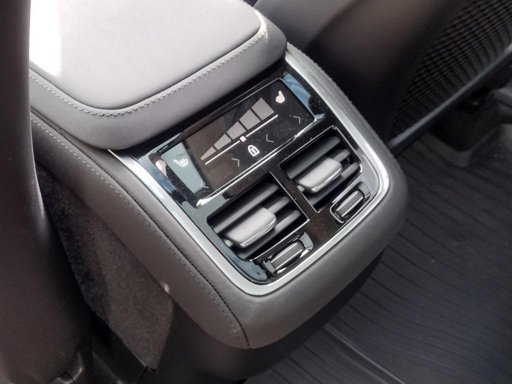 new 2026 Volvo XC90 car, priced at $68,825