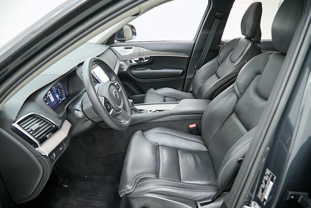 used 2022 Volvo XC90 car, priced at $40,895