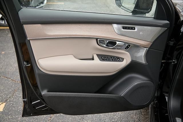 new 2025 Volvo XC90 car