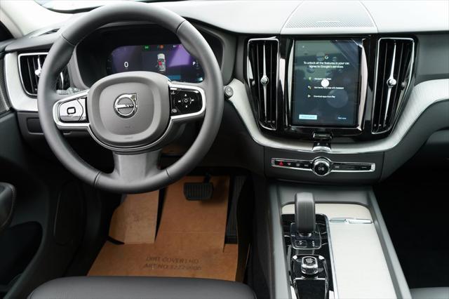 new 2025 Volvo XC60 car