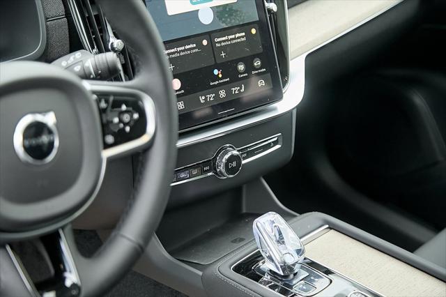new 2025 Volvo XC90 car