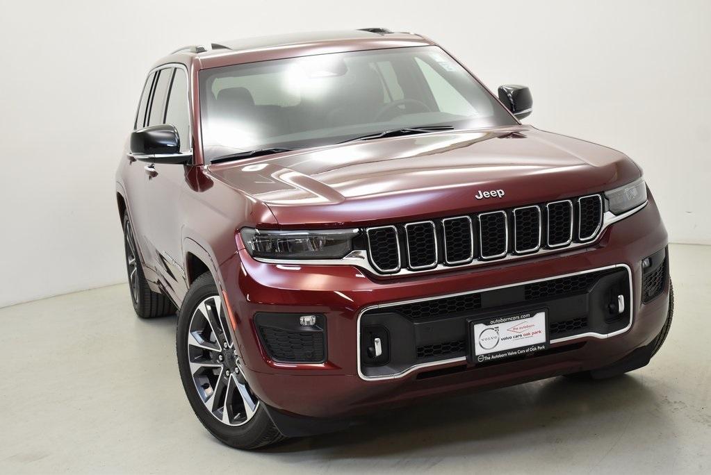 used 2023 Jeep Grand Cherokee car, priced at $45,398