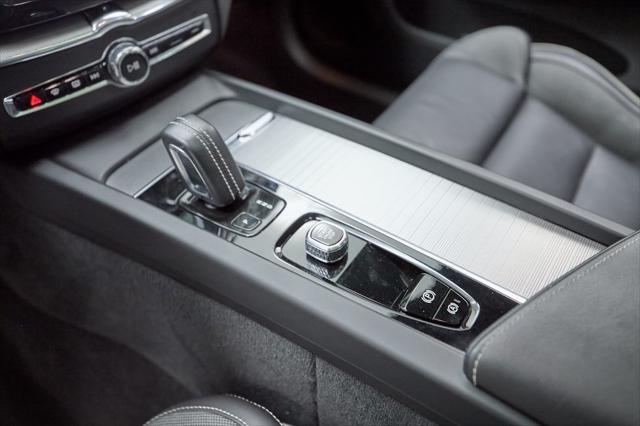 used 2022 Volvo XC60 car, priced at $42,995
