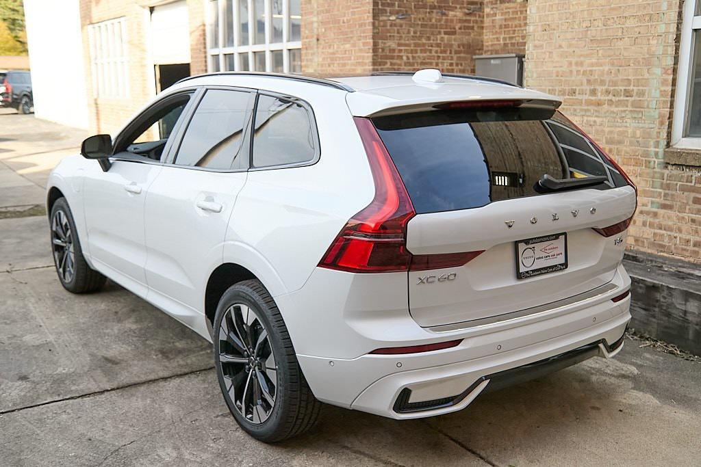 new 2026 Volvo XC60 Plug-In Hybrid car, priced at $66,285