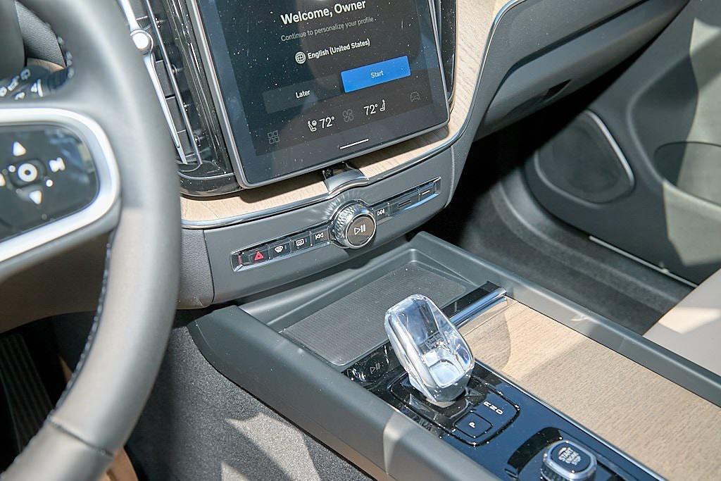 new 2026 Volvo XC60 car, priced at $54,985