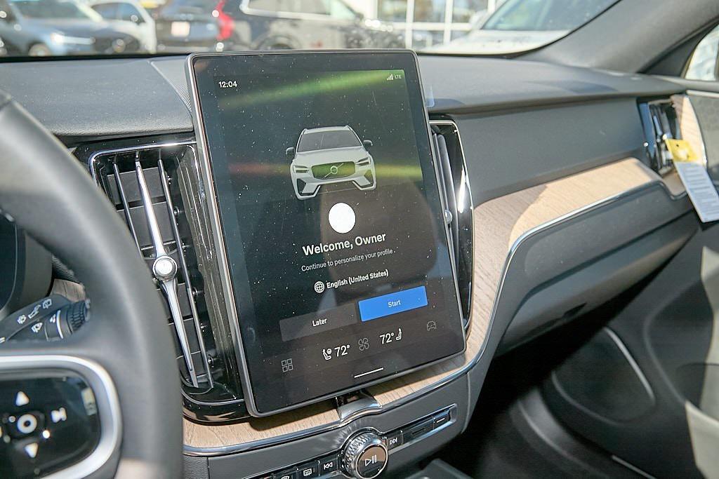 new 2026 Volvo XC60 car, priced at $54,985