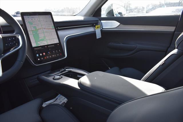 new 2025 Volvo EX90 car