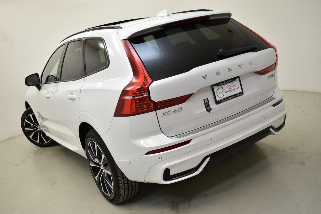 new 2024 Volvo XC60 car