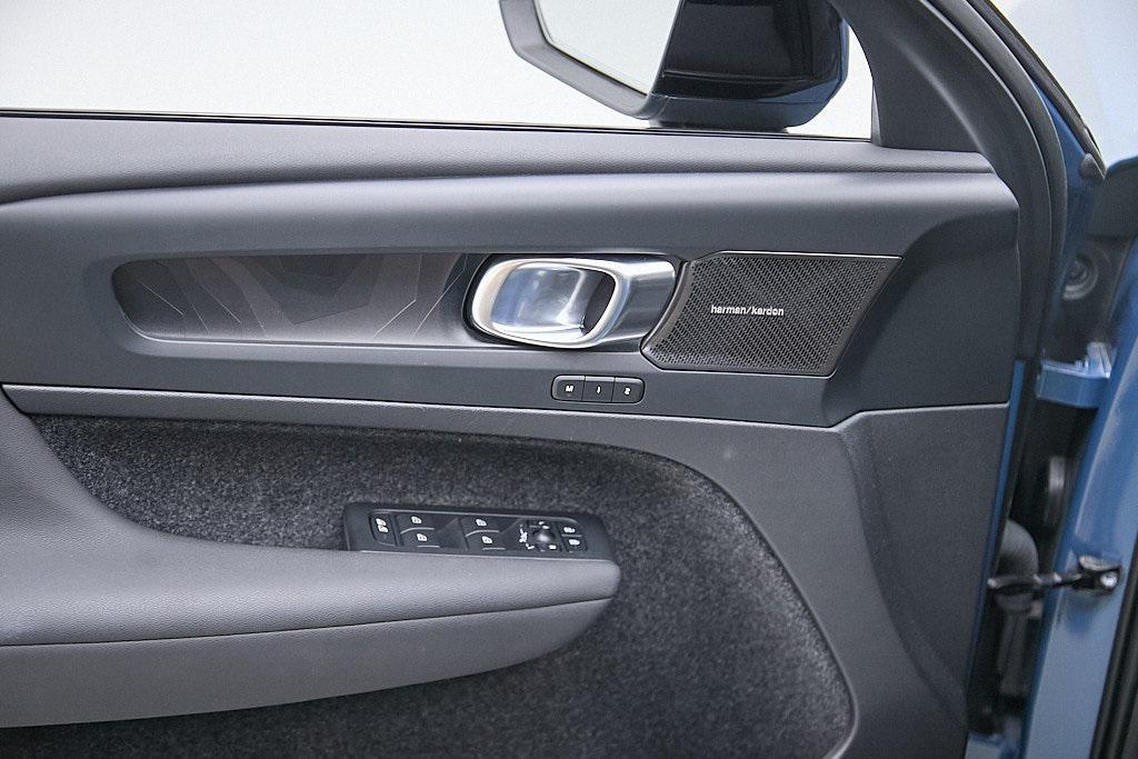 used 2023 Volvo XC40 Recharge Pure Electric car, priced at $34,995