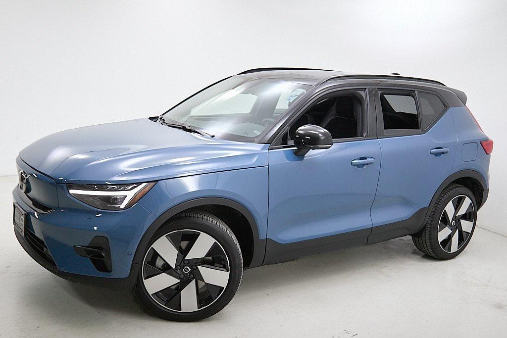 used 2023 Volvo XC40 Recharge Pure Electric car, priced at $34,995