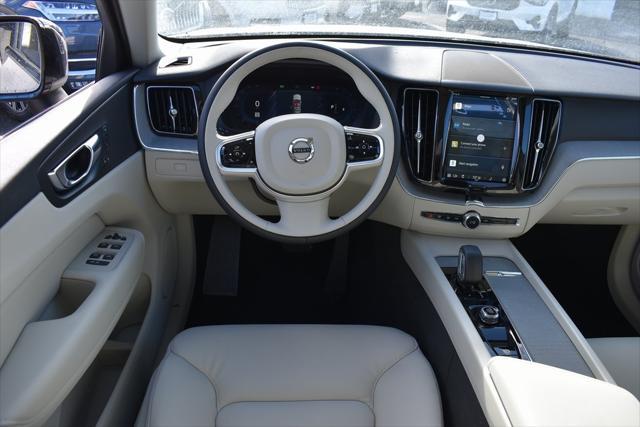 new 2025 Volvo XC60 car