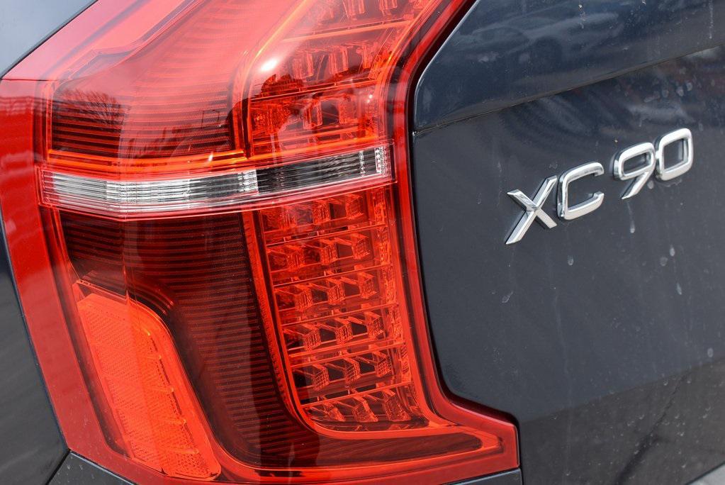 new 2025 Volvo XC90 car, priced at $57,471